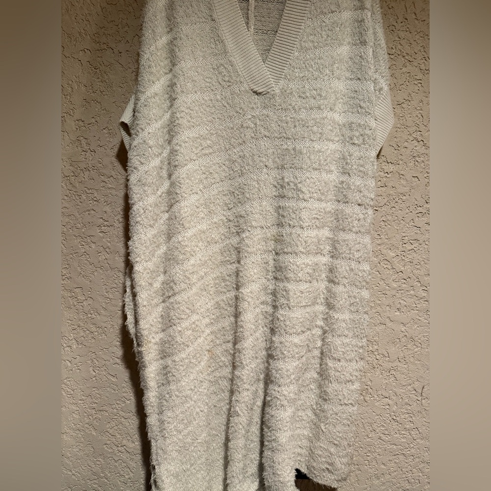 Free People Cozy White kimono Knit Poncho lounge - Picture 6 of 7